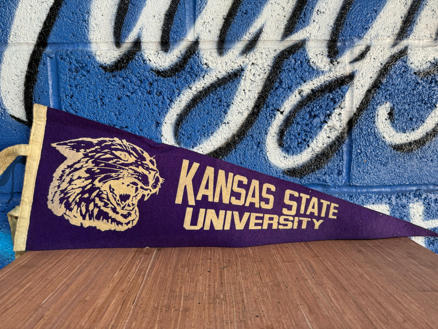 VINTAGE PURPLE KANSAS STATE UNIVERSITY FELT PENNANT