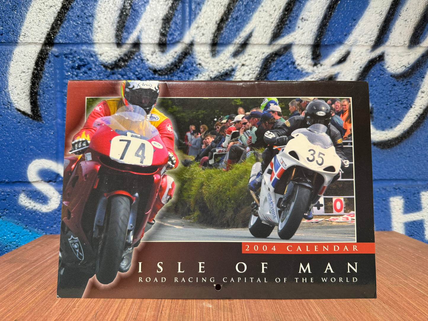 TT ISLE OF MAN ROAD RACING CAPITAL OF THE WORLD 2004 CALENDAR