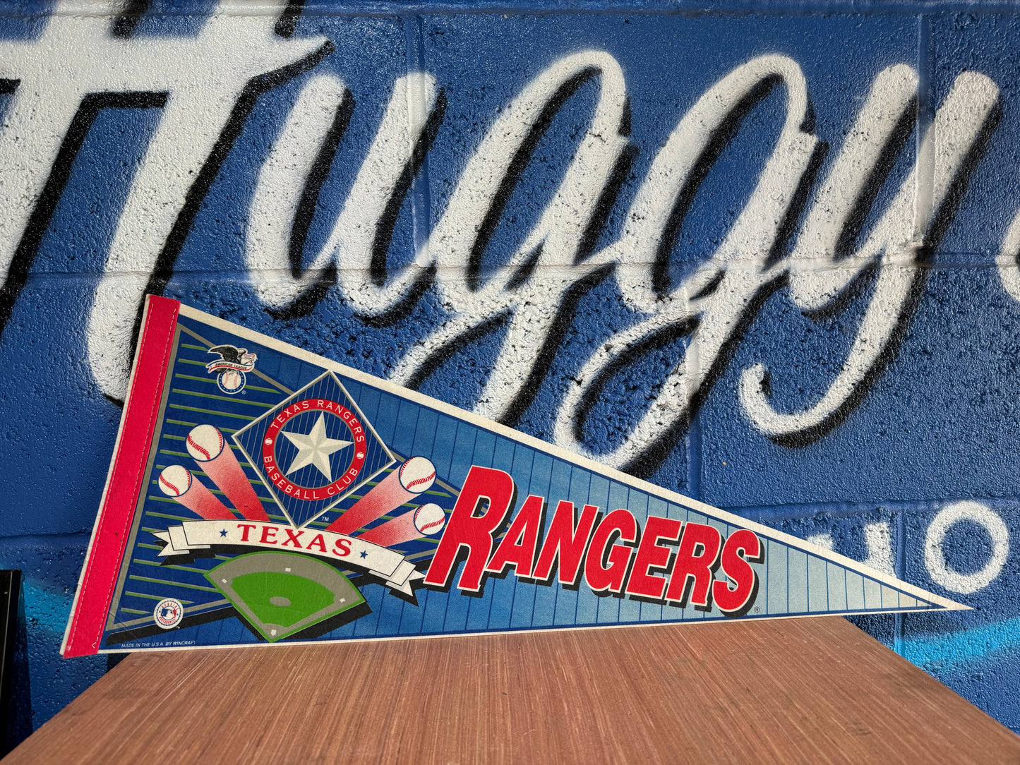 VINTAGE MLB TEXAS RANGERS FELT PENNANT