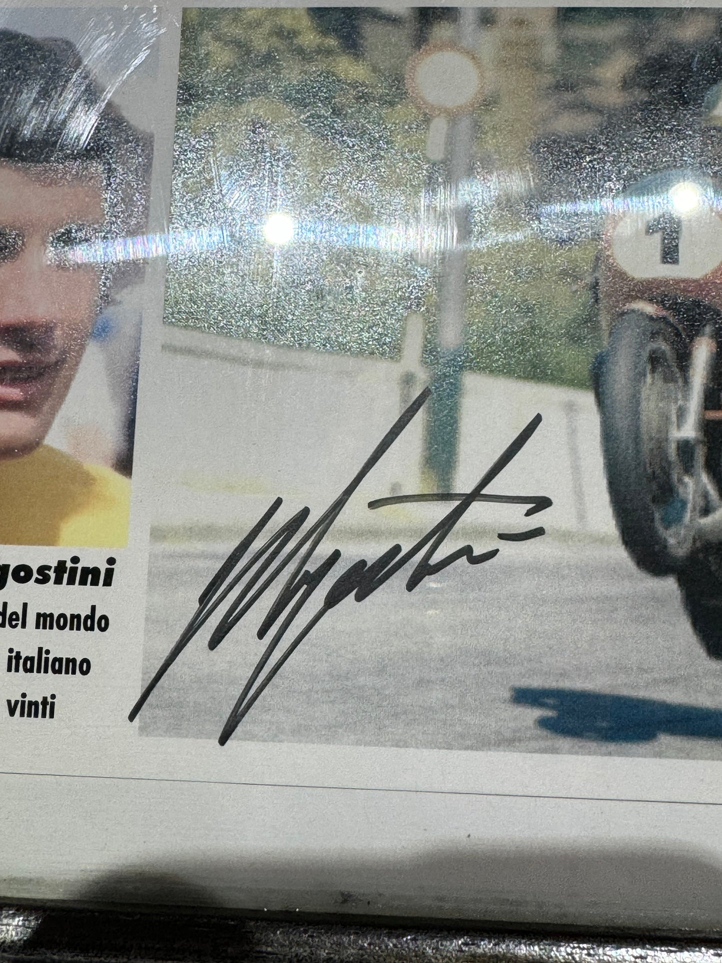 GENUINE SIGNED GIACOMO AGOSTINI CLASSIC RACER PLAQUE