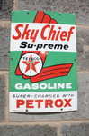 VINTAGE 1961 TEXACO SKY CHIEF SU-PREME GASOLINE PETROL PUMP