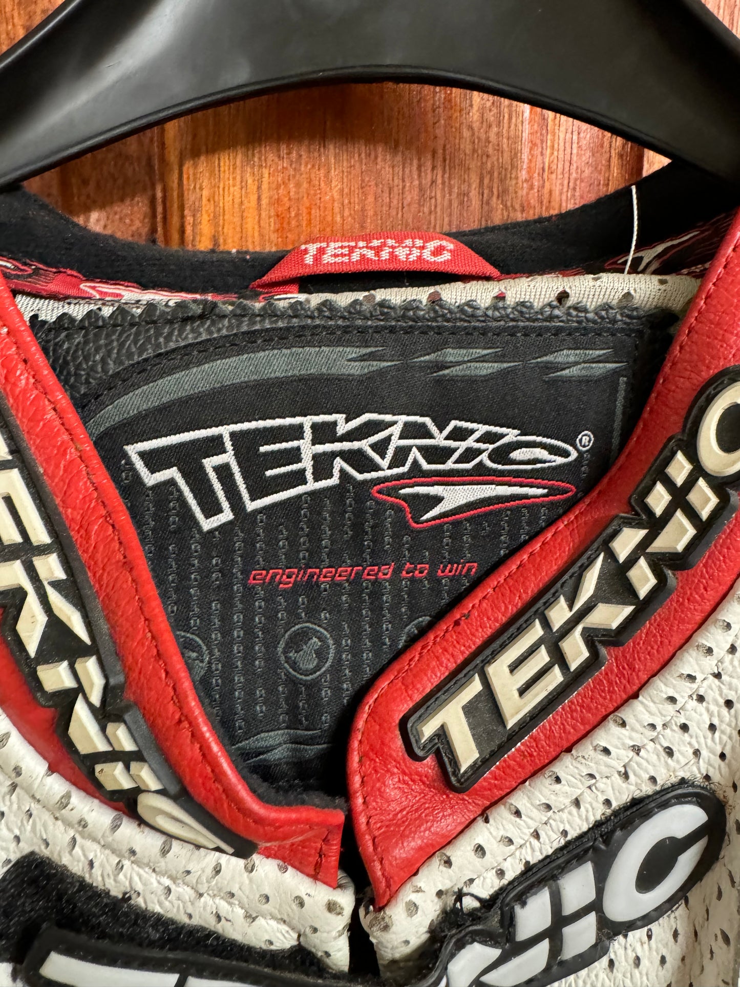 GENUINE GLEN RICHARDS HYDREX HONDA RACE USED LEATHERS