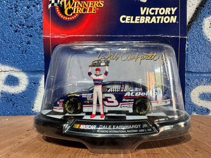 VINTAGE HASBRO DALE EARNHARDT JR.VICTORY CELEBRATION MODEL