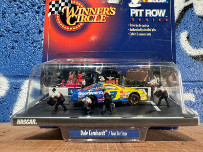 VINTAGE HASBRO DALE EARNHARDT JR. 1998 GOODWRENCH FOUR TIRE STOP MODEL