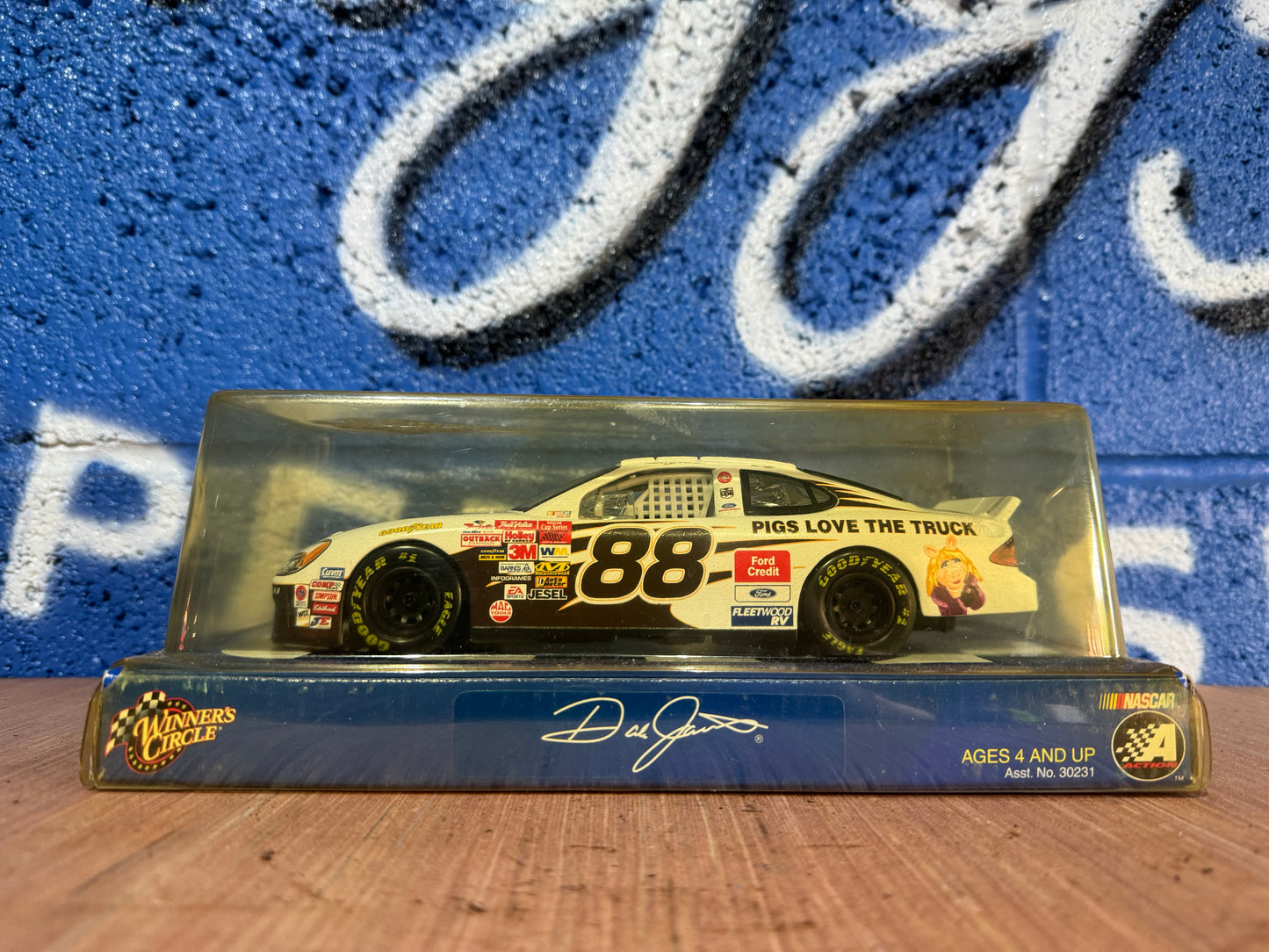 VINTAGE ACTION RACING DALE JARRETT DIE CAST MODEL