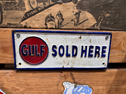 VINTAGE GENUINE GULF SOLD HERE CAST IRON SIGN 4'' x 10''