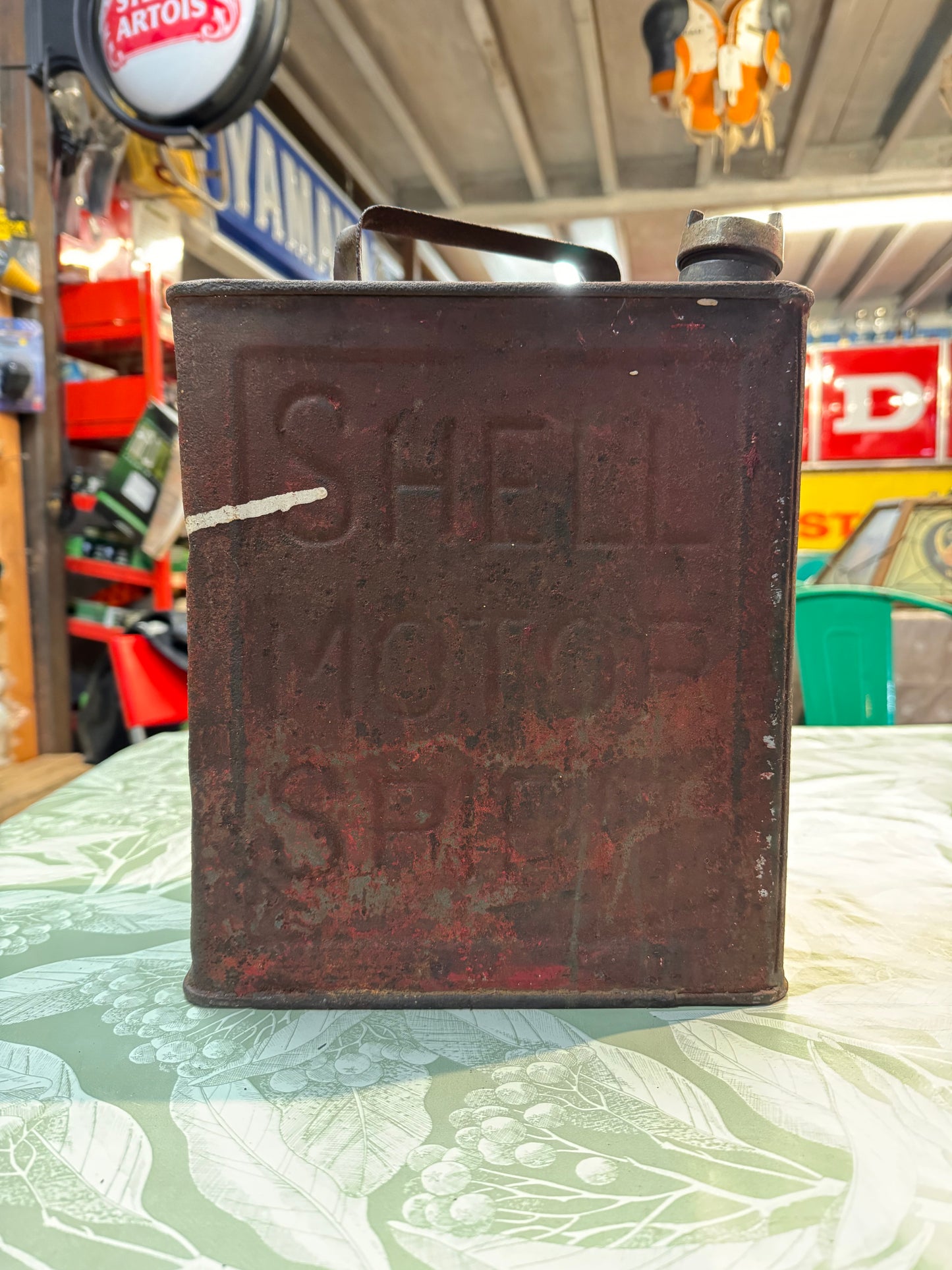 VINTAGE SHELL MOTOR SPIRIT OIL CAN