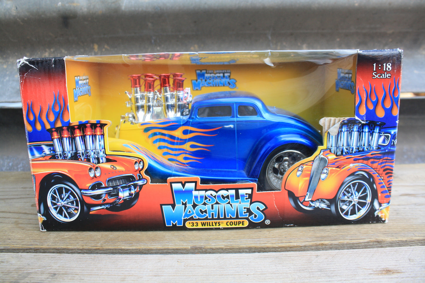 MUSCLE MACHINES BOXED 1933 WILLYS COUPE 1:18 SCALE HOTROD MODEL