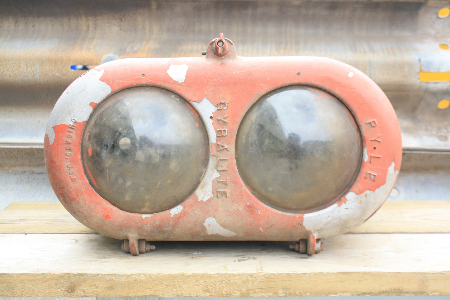 VINTAGE GYRALITE TRAIN LIGHT HOUSING