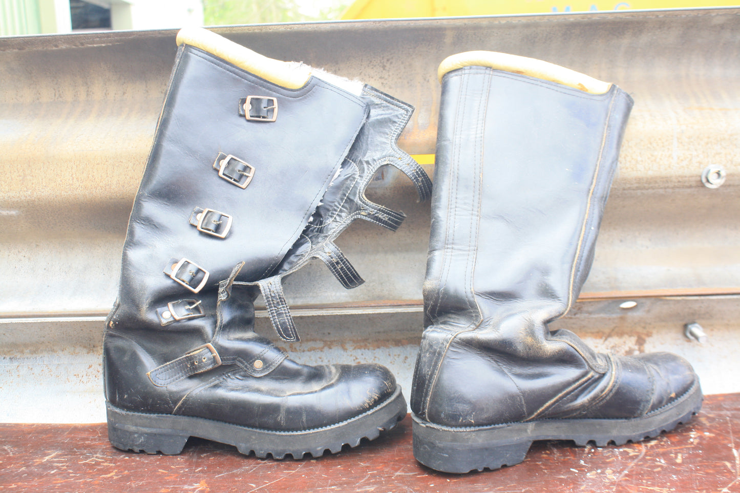 VINTAGE SIZE 9? HALLMAN SALON BLACK LEATHER ENDURO BOOTS