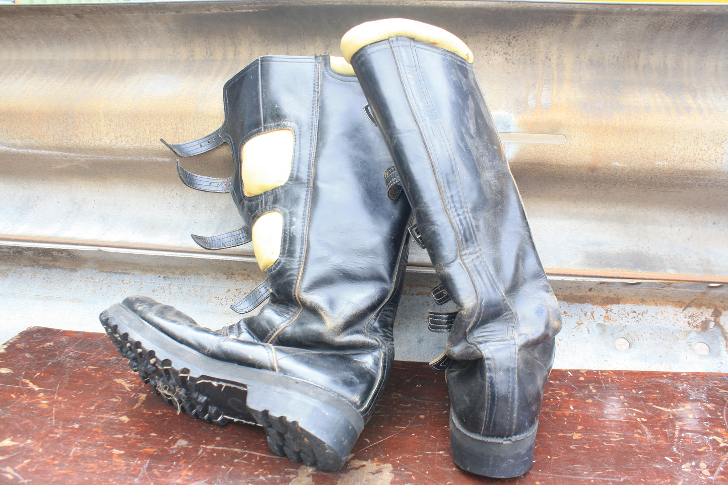 VINTAGE SIZE 9? HALLMAN SALON BLACK LEATHER ENDURO BOOTS