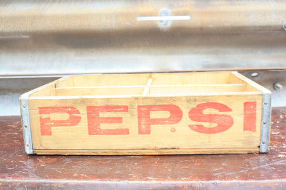 VINTAGE PEPSI COLA WOODEN CARRYING CRATE