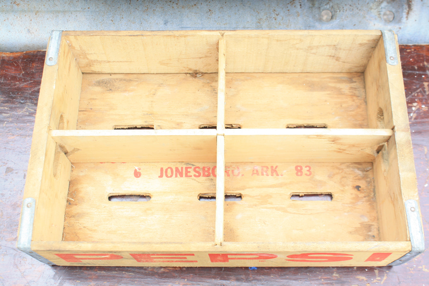 VINTAGE PEPSI COLA WOODEN CARRYING CRATE