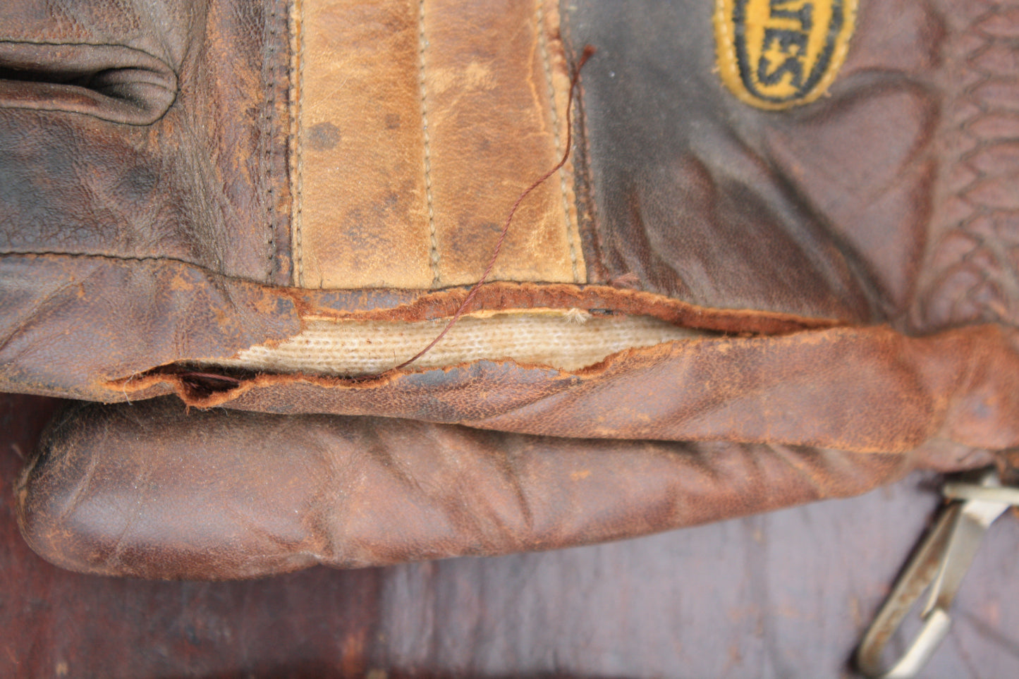 VINTAGE BATES SMALL? BROWN LEATHER MOTORBIKE GLOVES