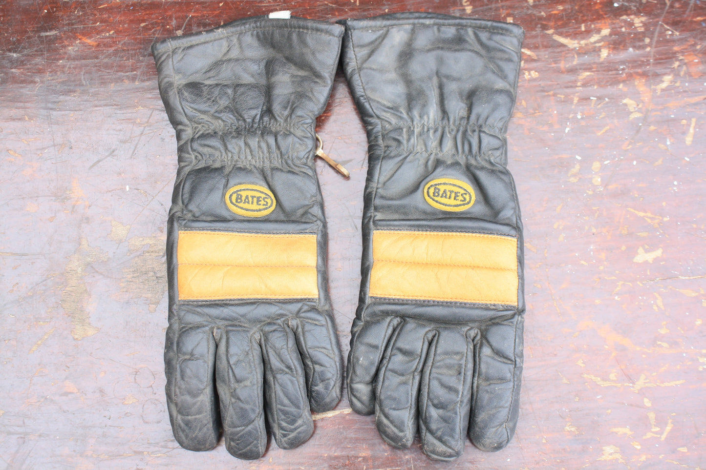 VINTAGE 70'S? BATES X-SMALL BKLACK LEATHER MOTORBIKE GLOVES