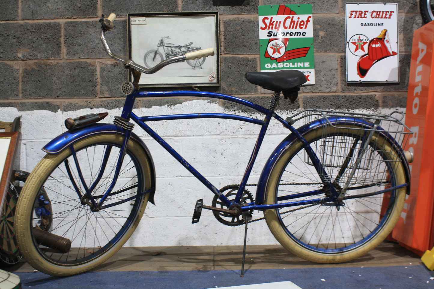 VINTAGE 1950'S? BEACH CRUISER PUSH BIKE