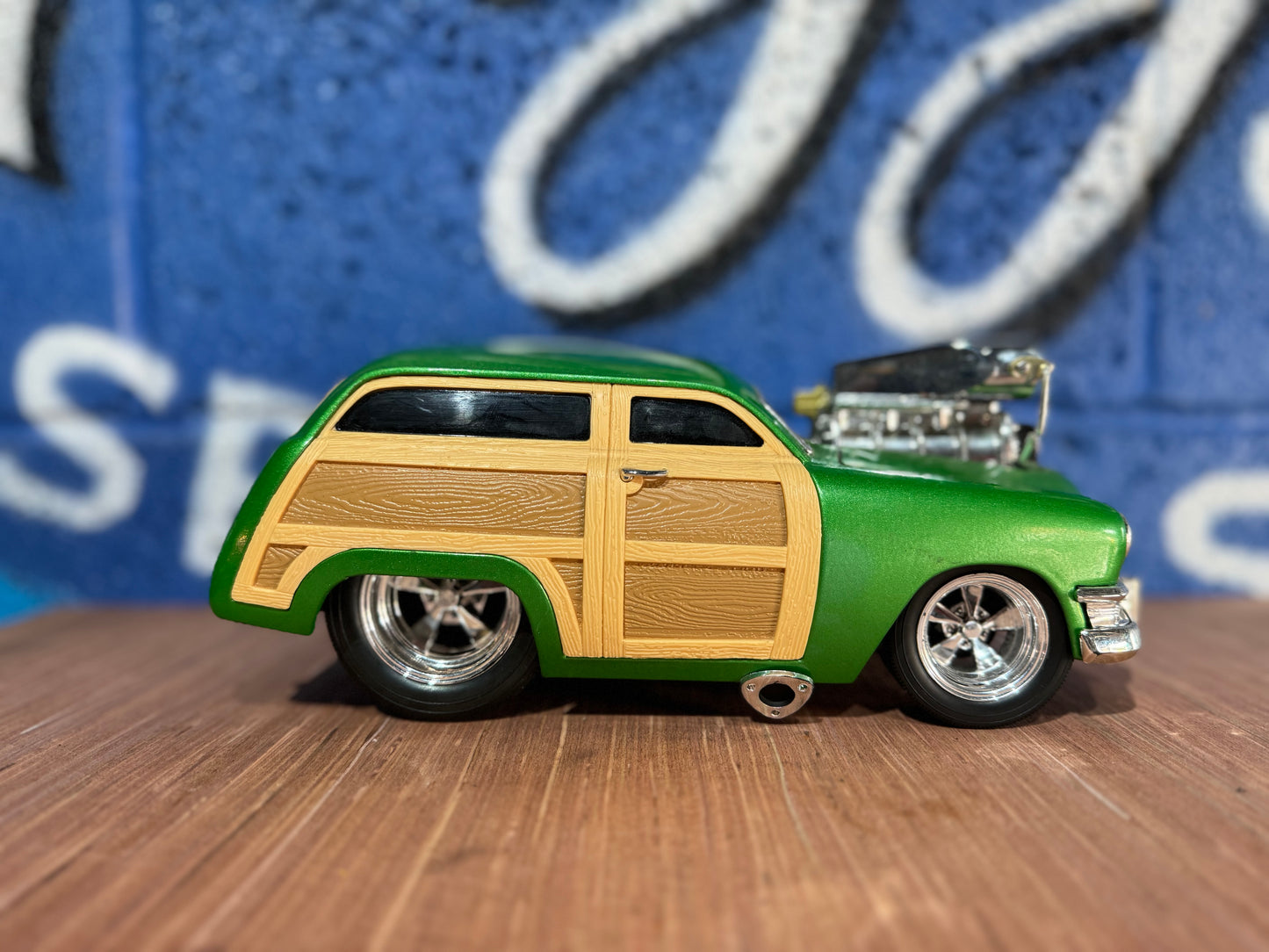 1950 GREEN FORD WOODY HOT ROD MUSCLE MACHINES