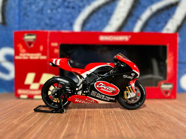 最高級品ミニチャンプス Ducati Desmosedici・Ruben Xaus・MotoGP 2004 1/12 ミニカー オートバイ