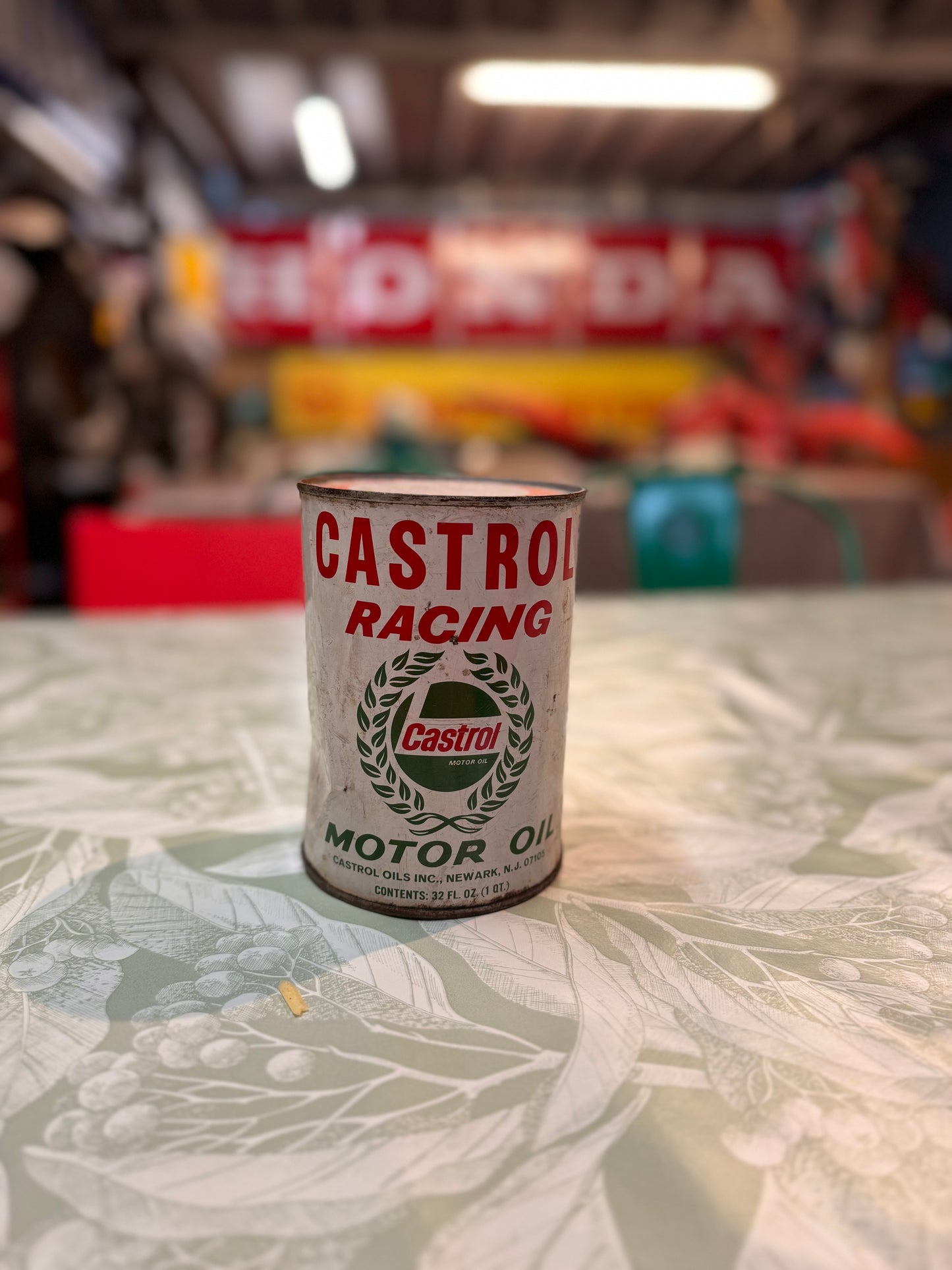 UNOPENED VINTAGE CASTROL RACING MOTOR OIL